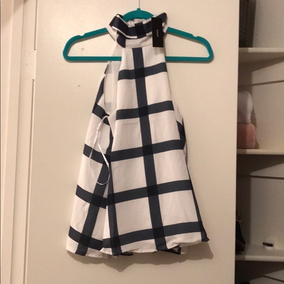 Lulus never worn plaid top - Picture 2 of 5